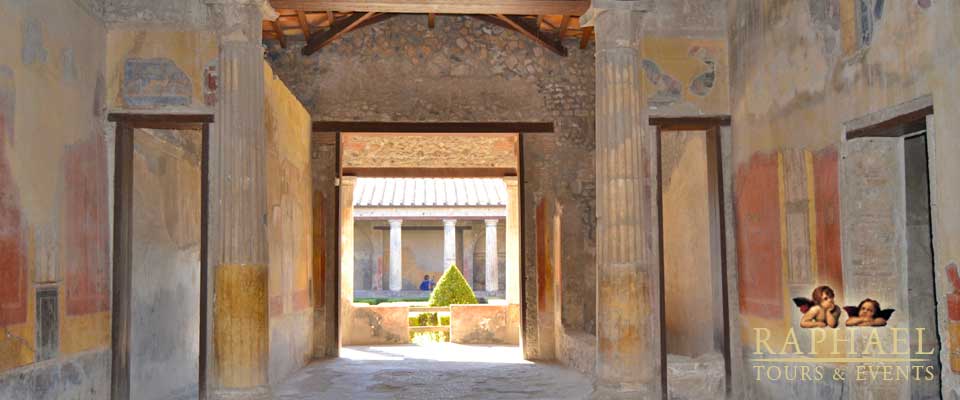 Explore Orginal Houses and Thermal Baths